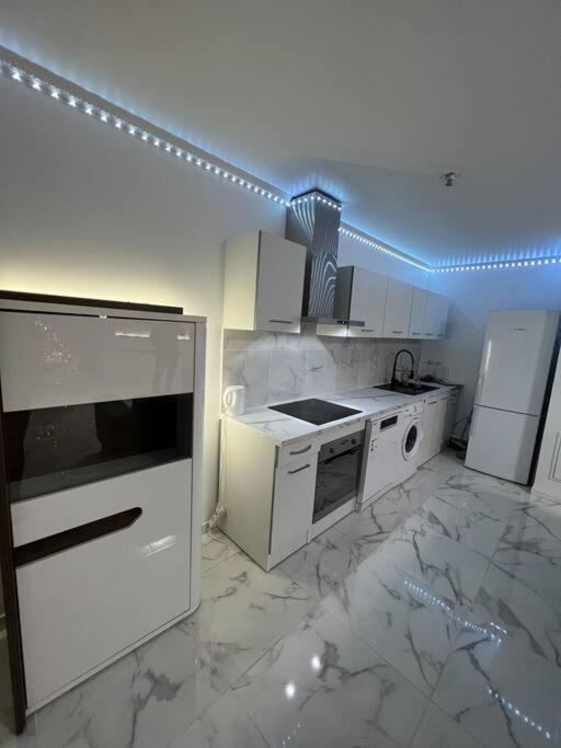 Appartement Luxueux 70M2, 2 Chambres Argenteuil Exterior photo