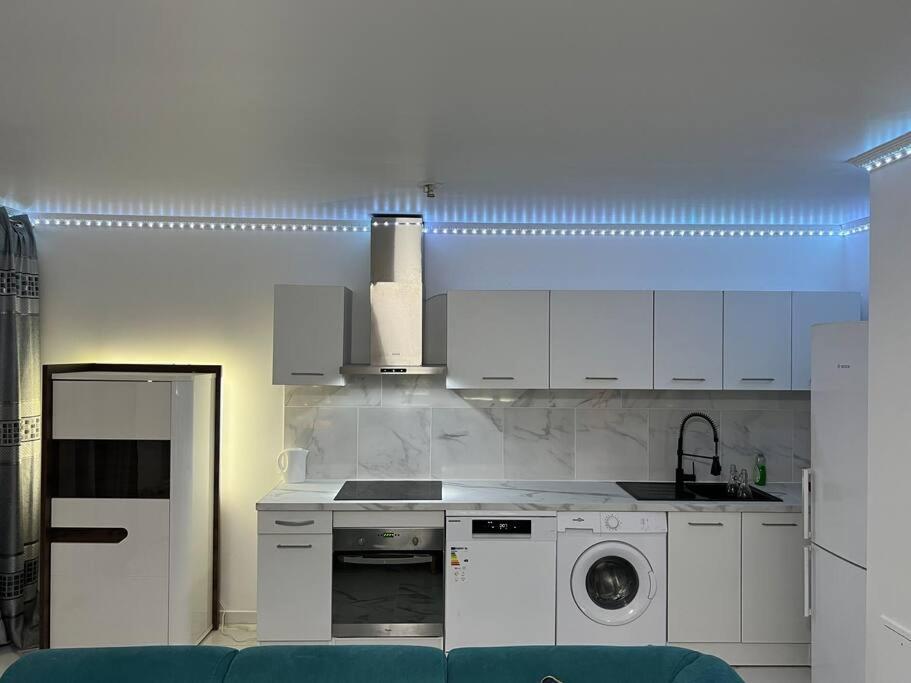 Appartement Luxueux 70M2, 2 Chambres Argenteuil Exterior photo